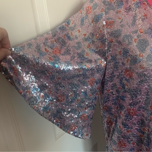 NWT Ichi Mini Sequined Trapeze Dress with Flared Short Sleeved, size 4 - Picture 3 of 10